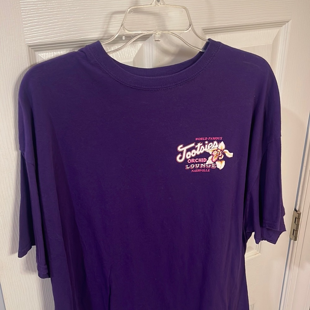Tootsies Lounge t-shirt. (2XL) Stylish shirt for an iconic bar.